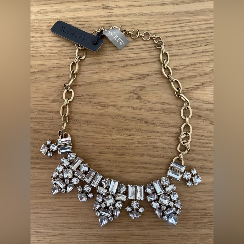 J.Crew NWT Gold Tone Crystal Statement Necklace Rhinestone Bib $58 - Picture 2 of 6
